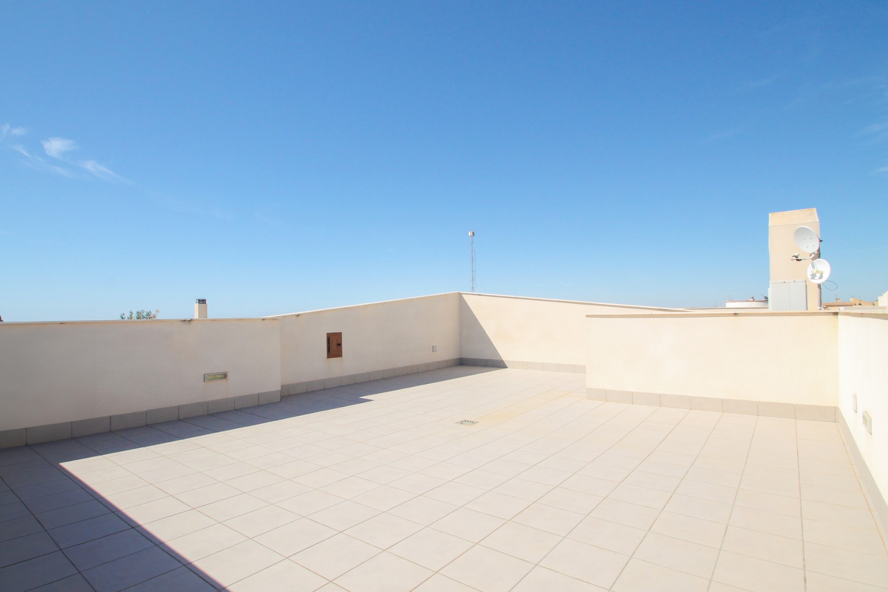 Pool area in villa for sale in Torrevieja