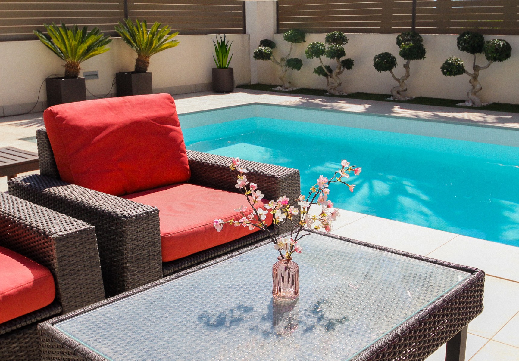 Terrace in villa for sale in Torrevieja