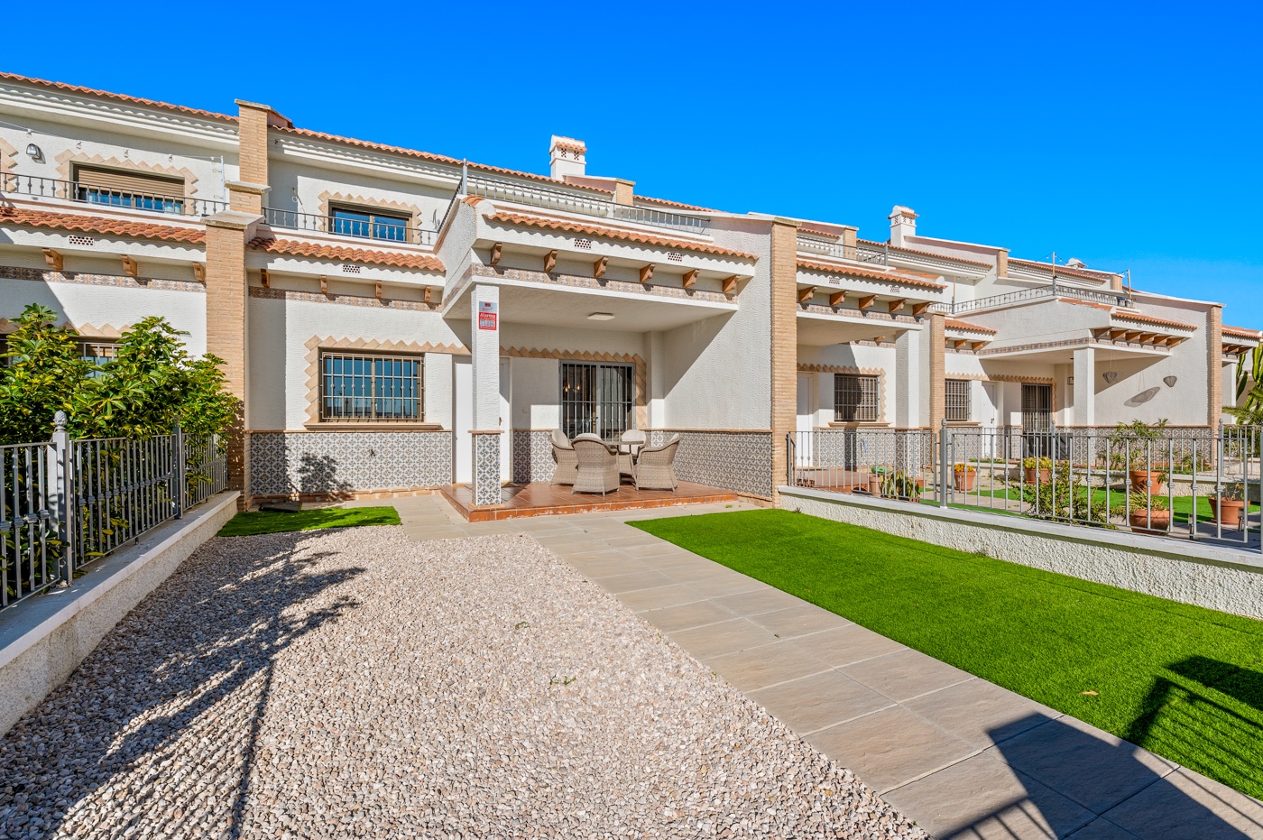 Terrace in villa for sale in San Miguel de Salinas