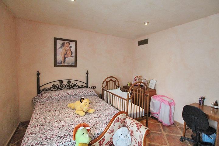 Living room in villa for sale in Formentera del Segura