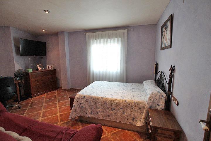 Bathroom in villa for sale in Formentera del Segura