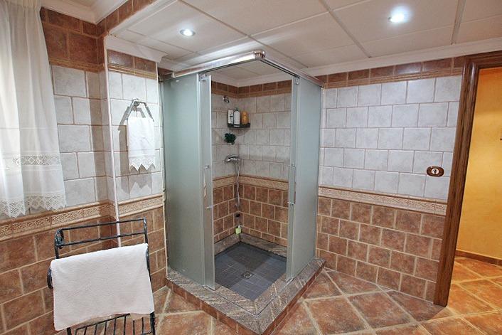 Garden in villa for sale in Formentera del Segura