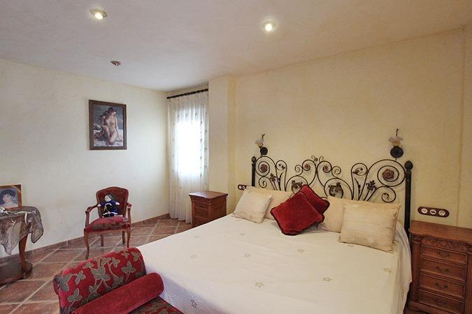 Living room in villa for sale in Formentera del Segura