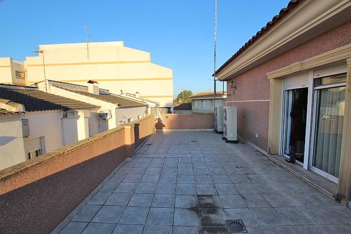 Garden in villa for sale in Formentera del Segura