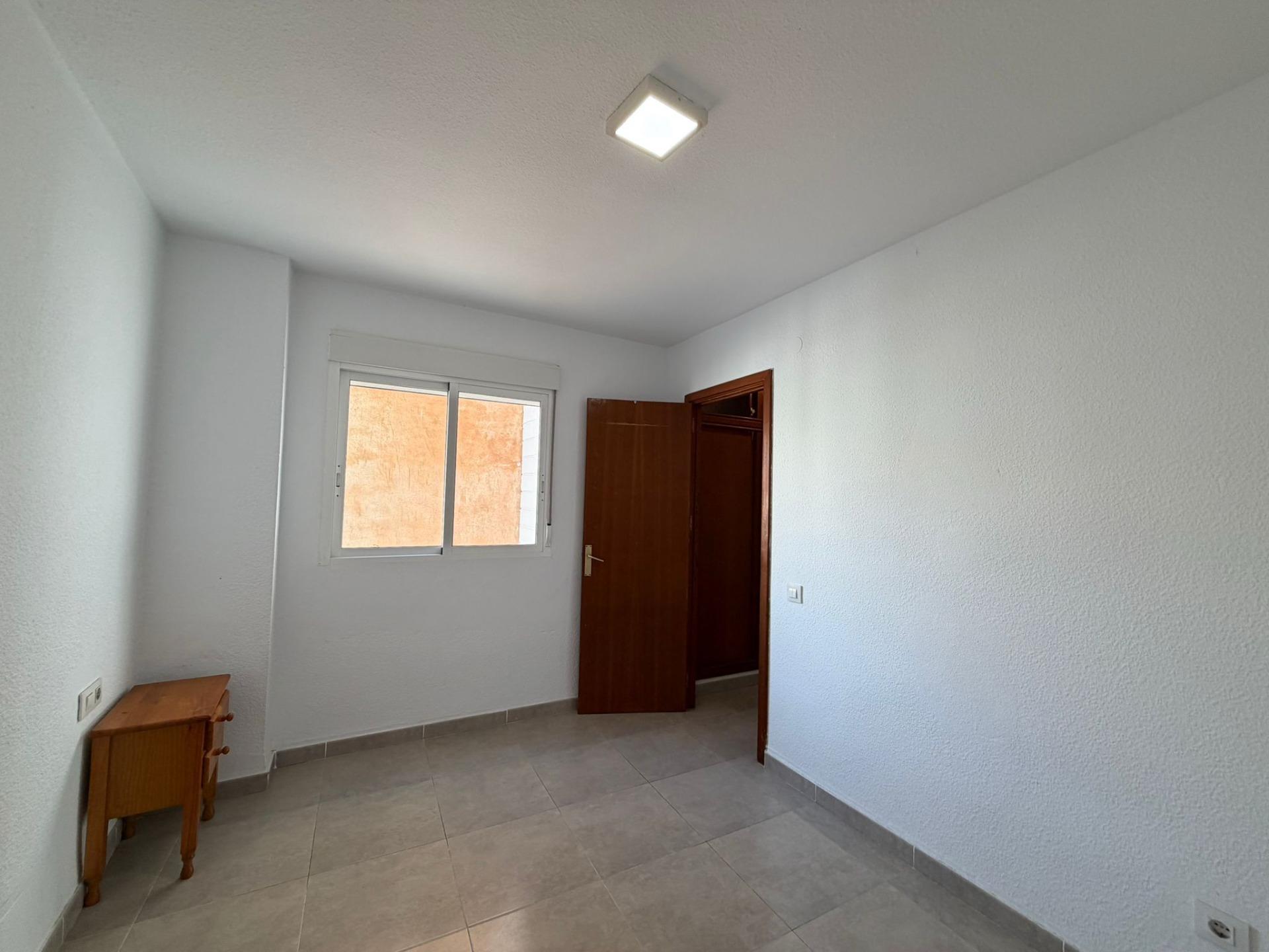 Master bedroom in apartment for sale in Torrevieja