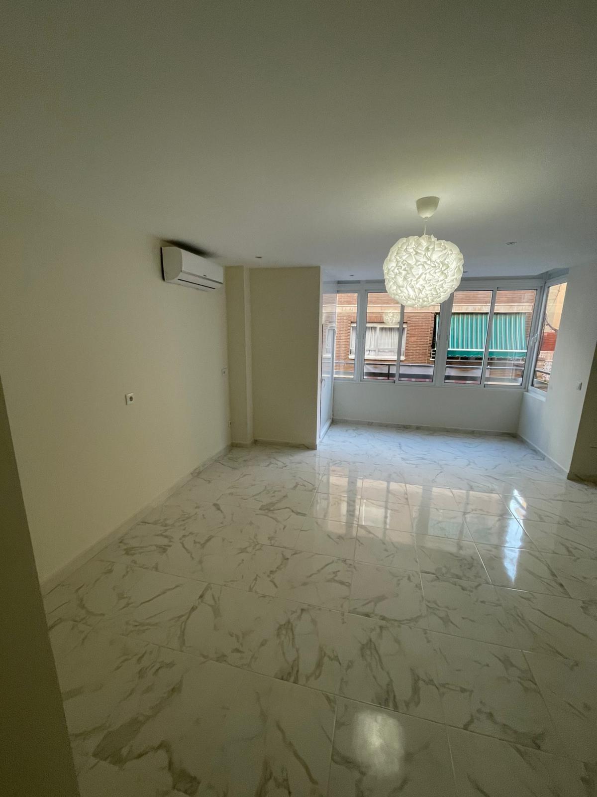Kitchen in apartment for sale in Torrevieja