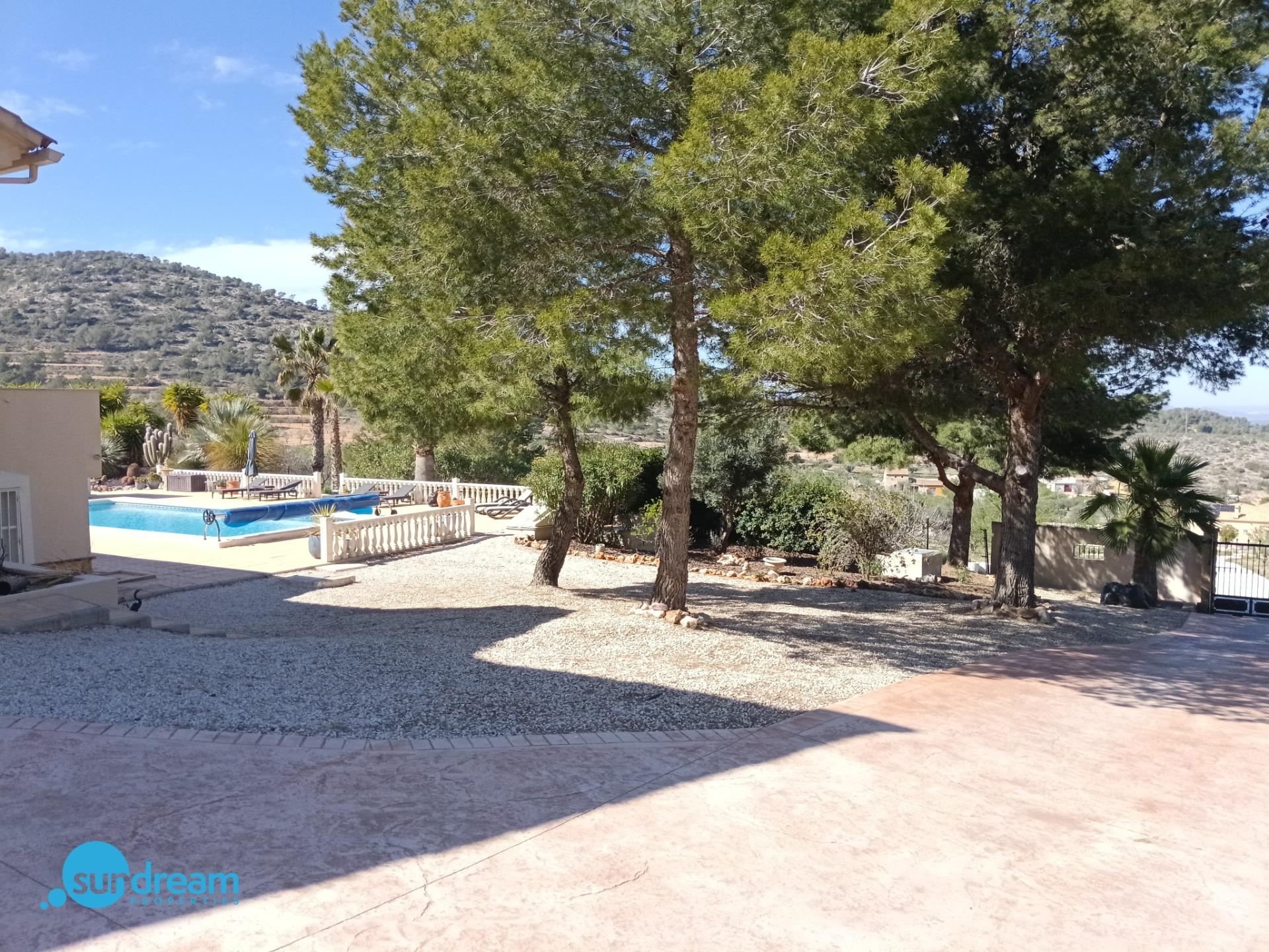 Exterior view in villa for sale in Abanilla