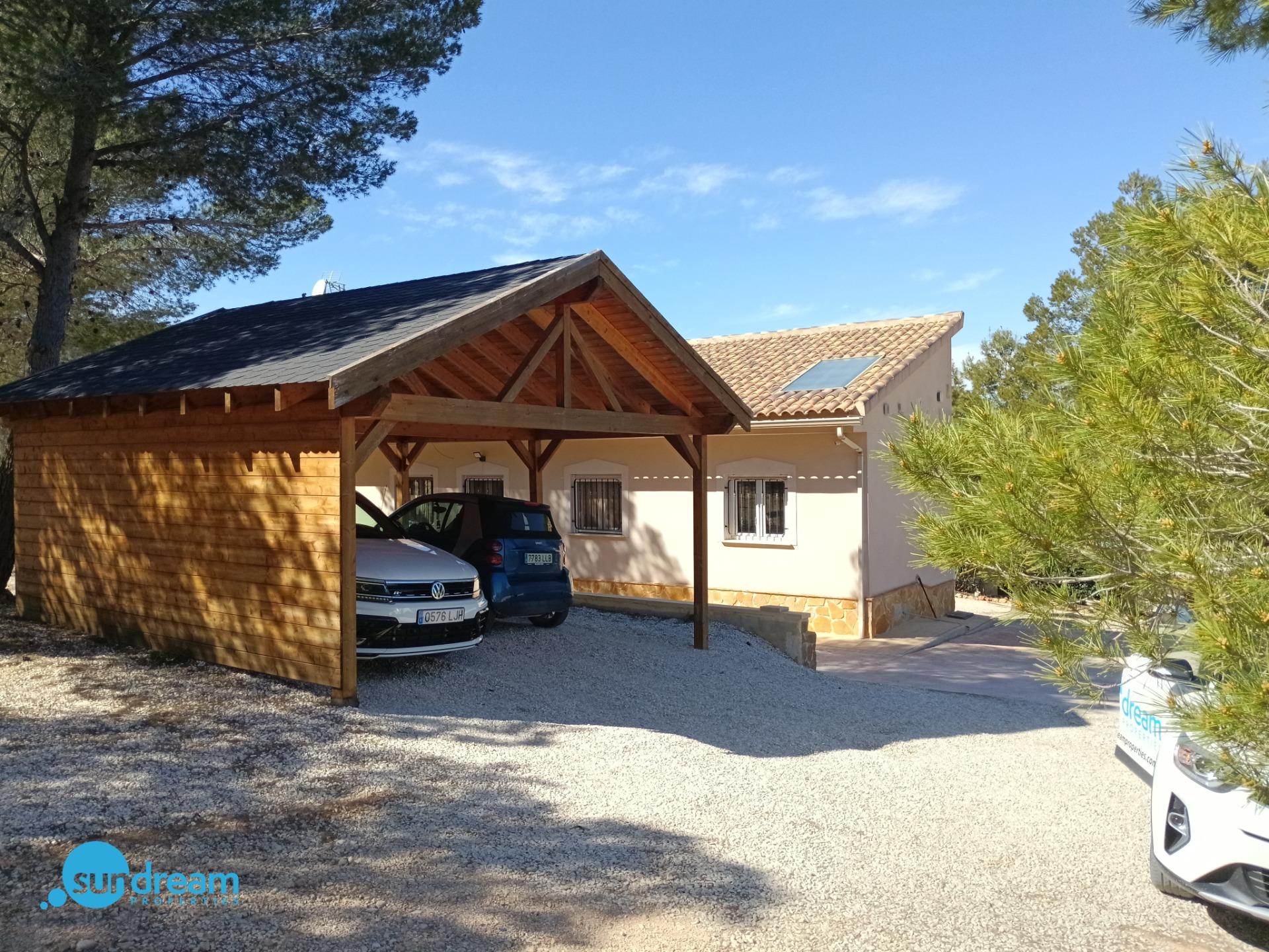 Terrace in villa for sale in Abanilla