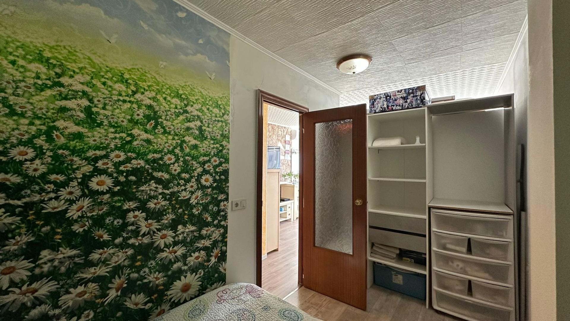 Master bedroom in apartment for sale in Torrevieja