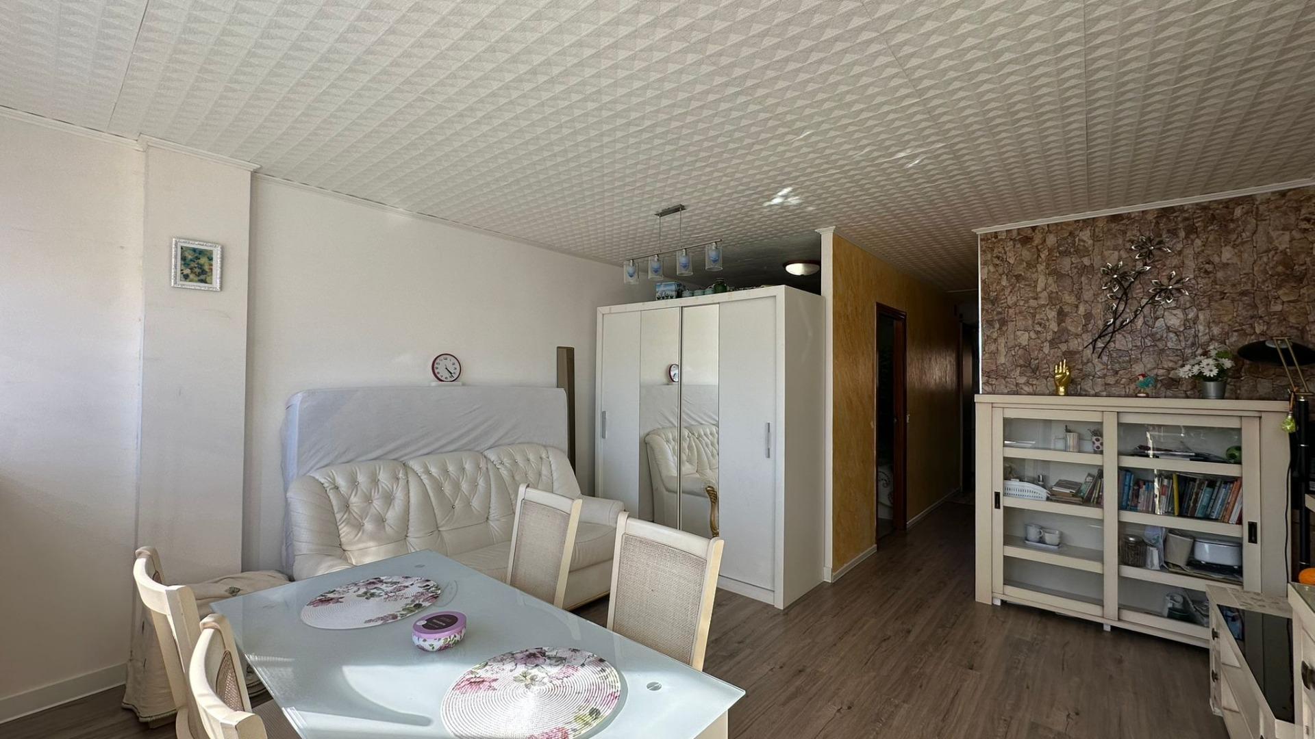 Terrace in apartment for sale in Torrevieja