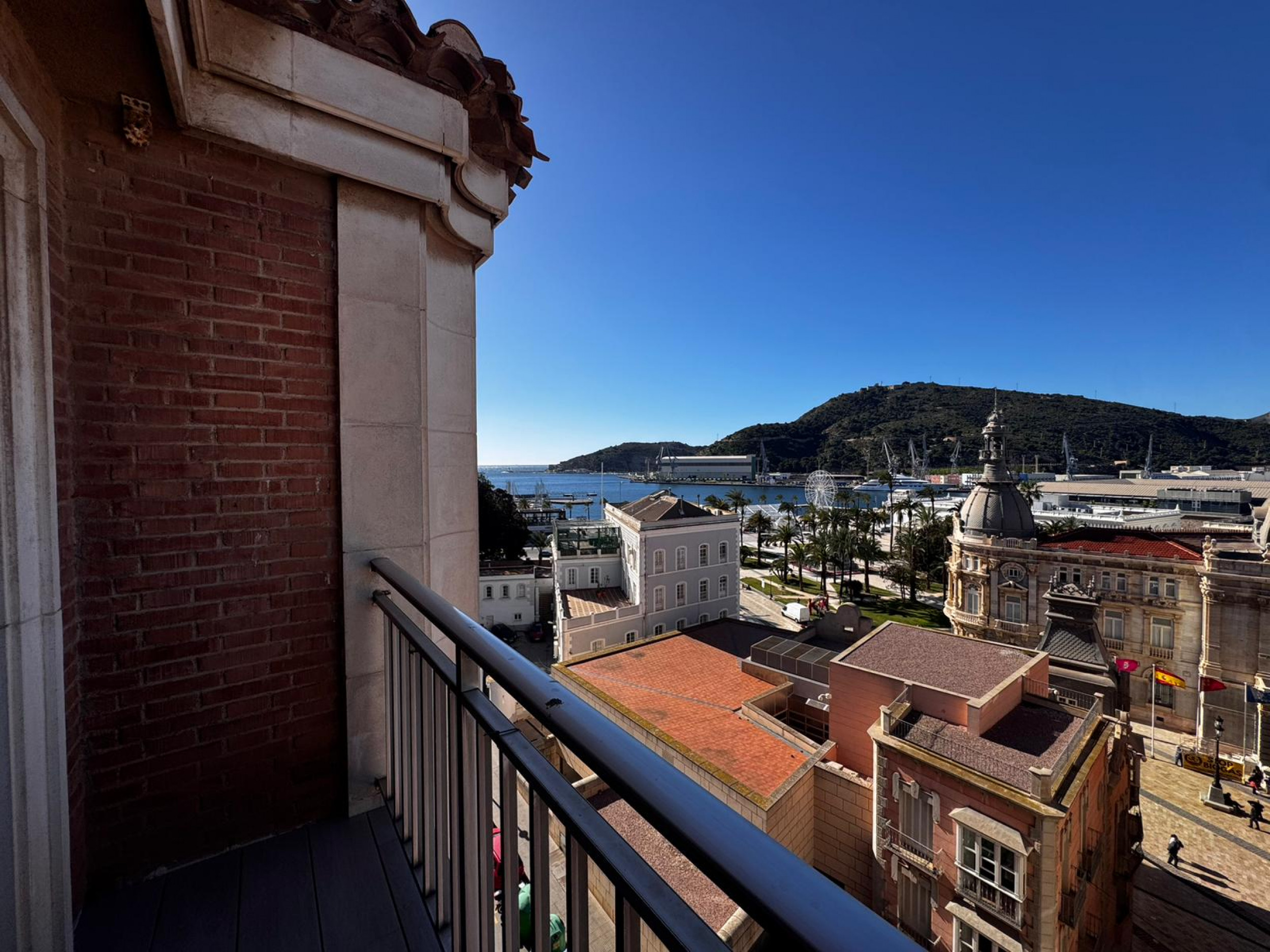 Master bedroom in penthouse for sale in Cartagena