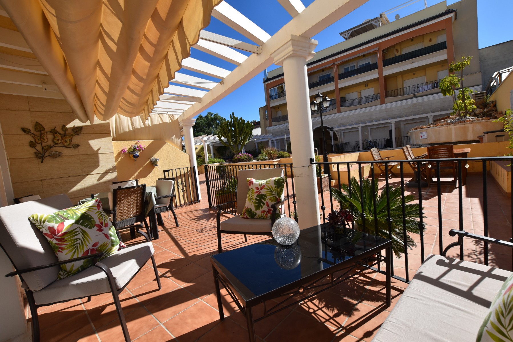 Bathroom in apartment for sale in Algorfa