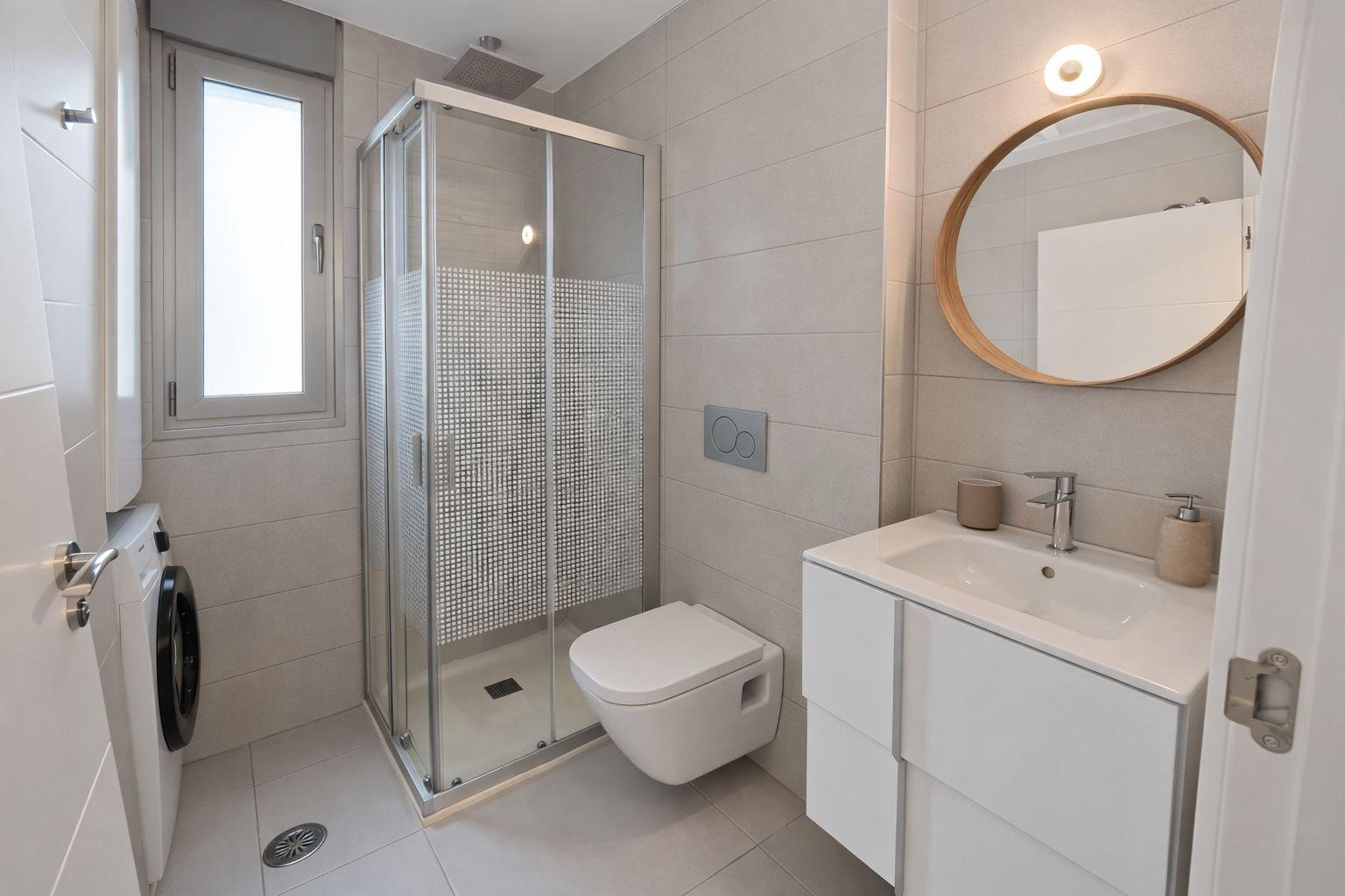Bedroom in apartment for sale in Orihuela Costa