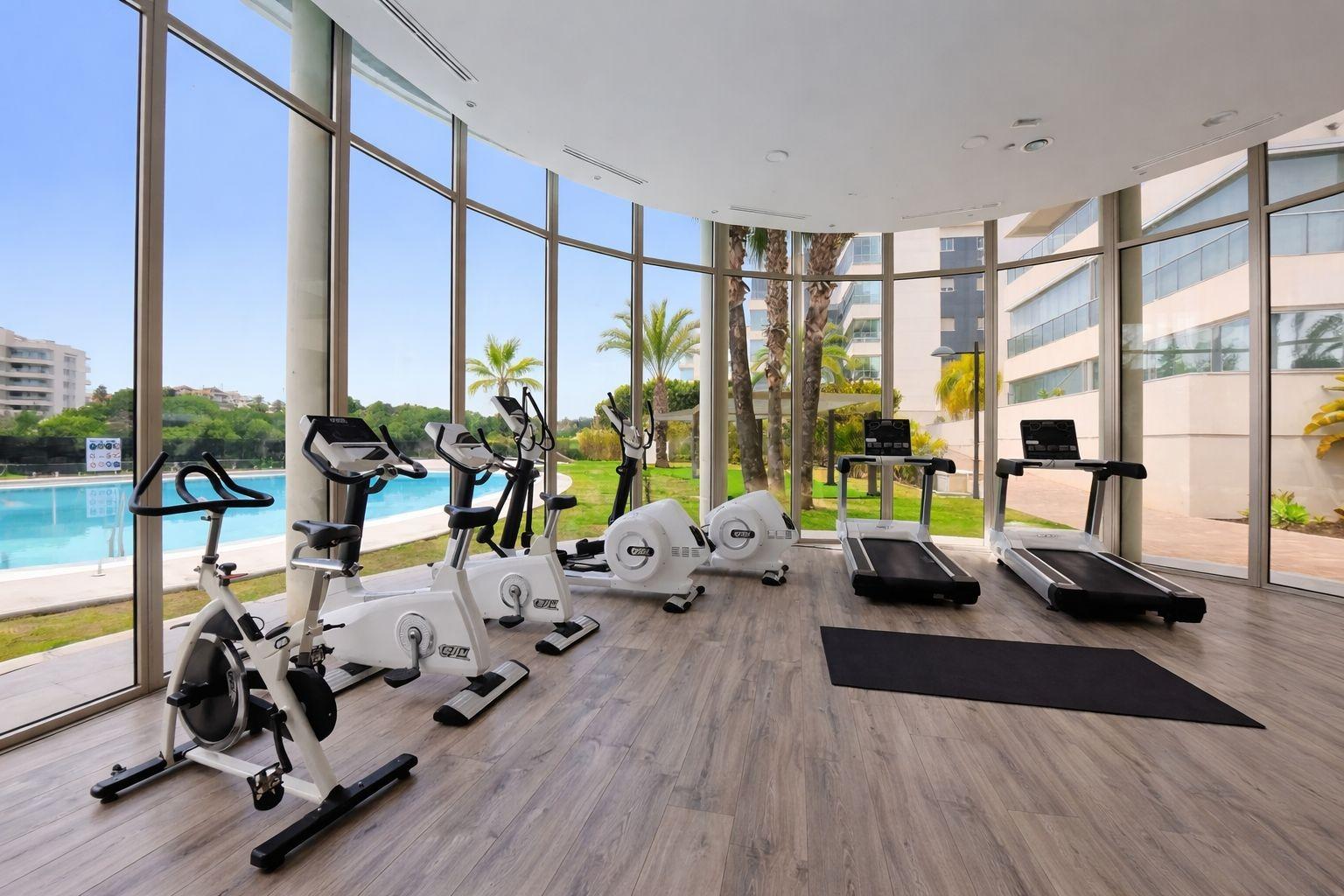 Bedroom in apartment for sale in Orihuela Costa