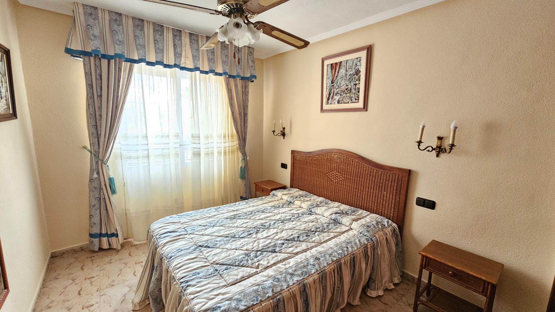 Bathroom in villa for sale in Torrevieja