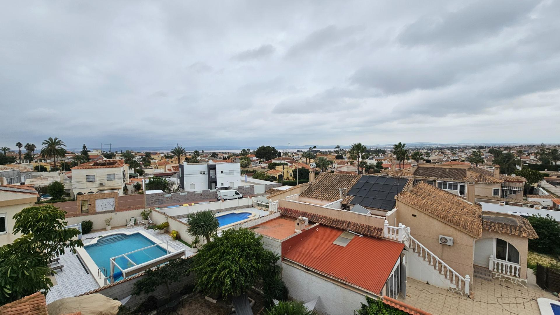 Exterior view in villa for sale in Torrevieja