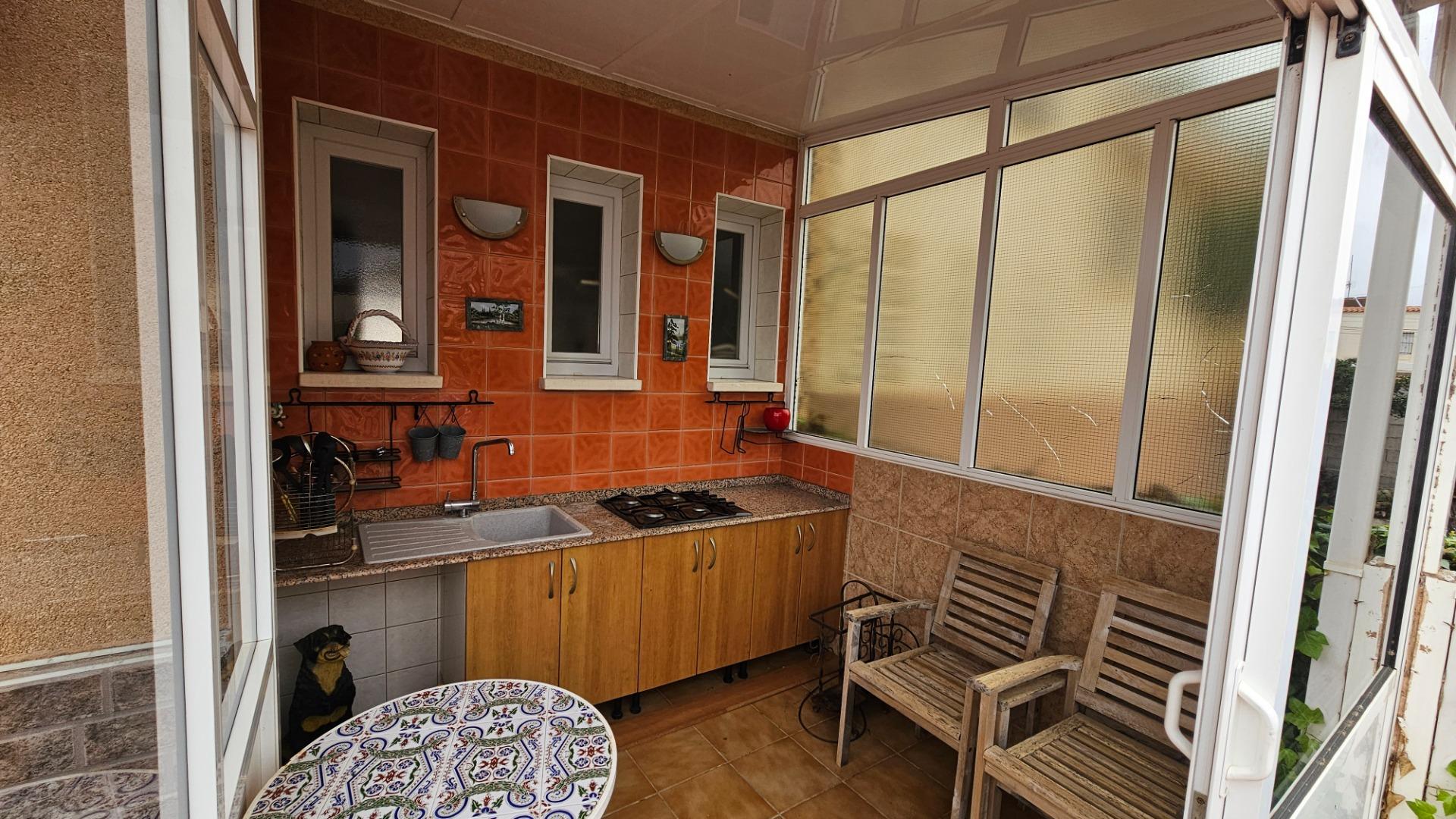 Terrace in villa for sale in Torrevieja