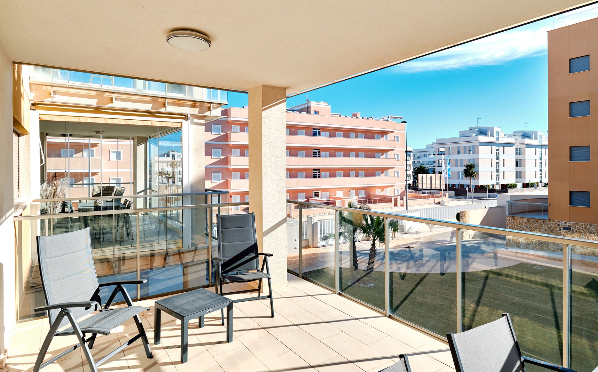 Garden in apartment for sale in Orihuela Costa