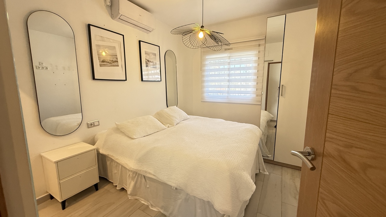 Living room in villa for sale in Villamartin