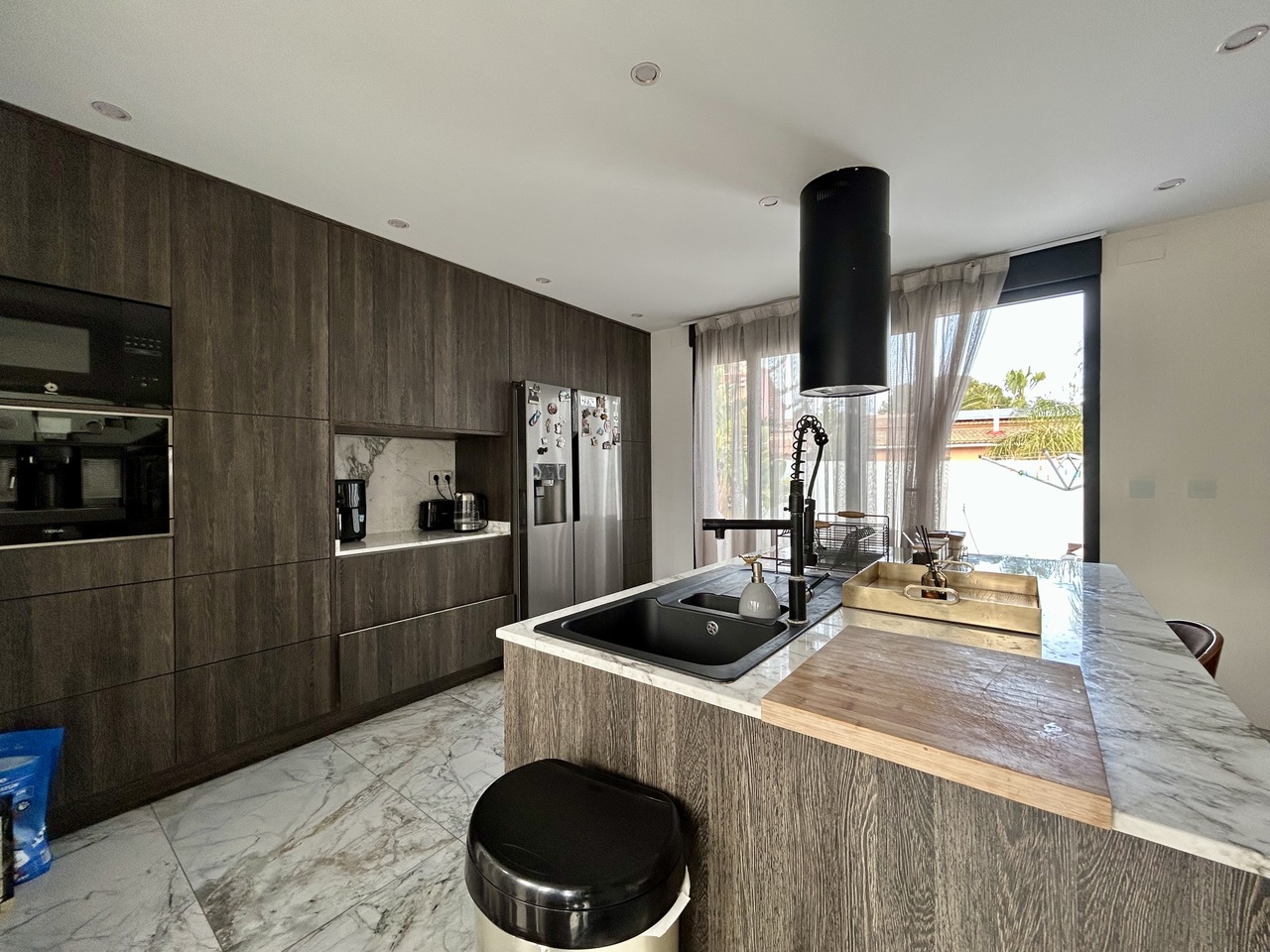 Pool area in villa for sale in Los Balcones