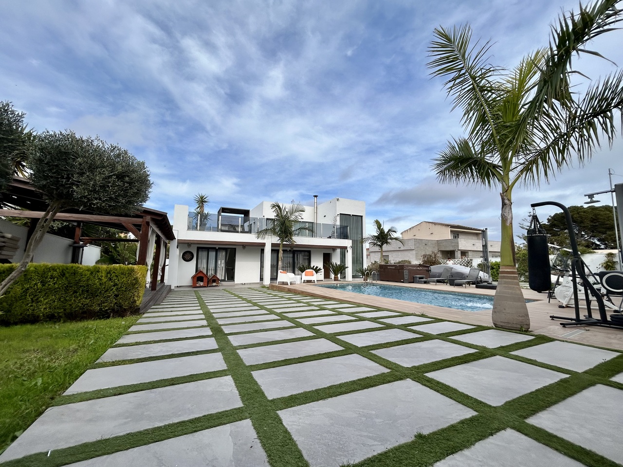 Step into pure luxury with this stunning 3-bedroom, 4-bathroom villa in the prestigious residential