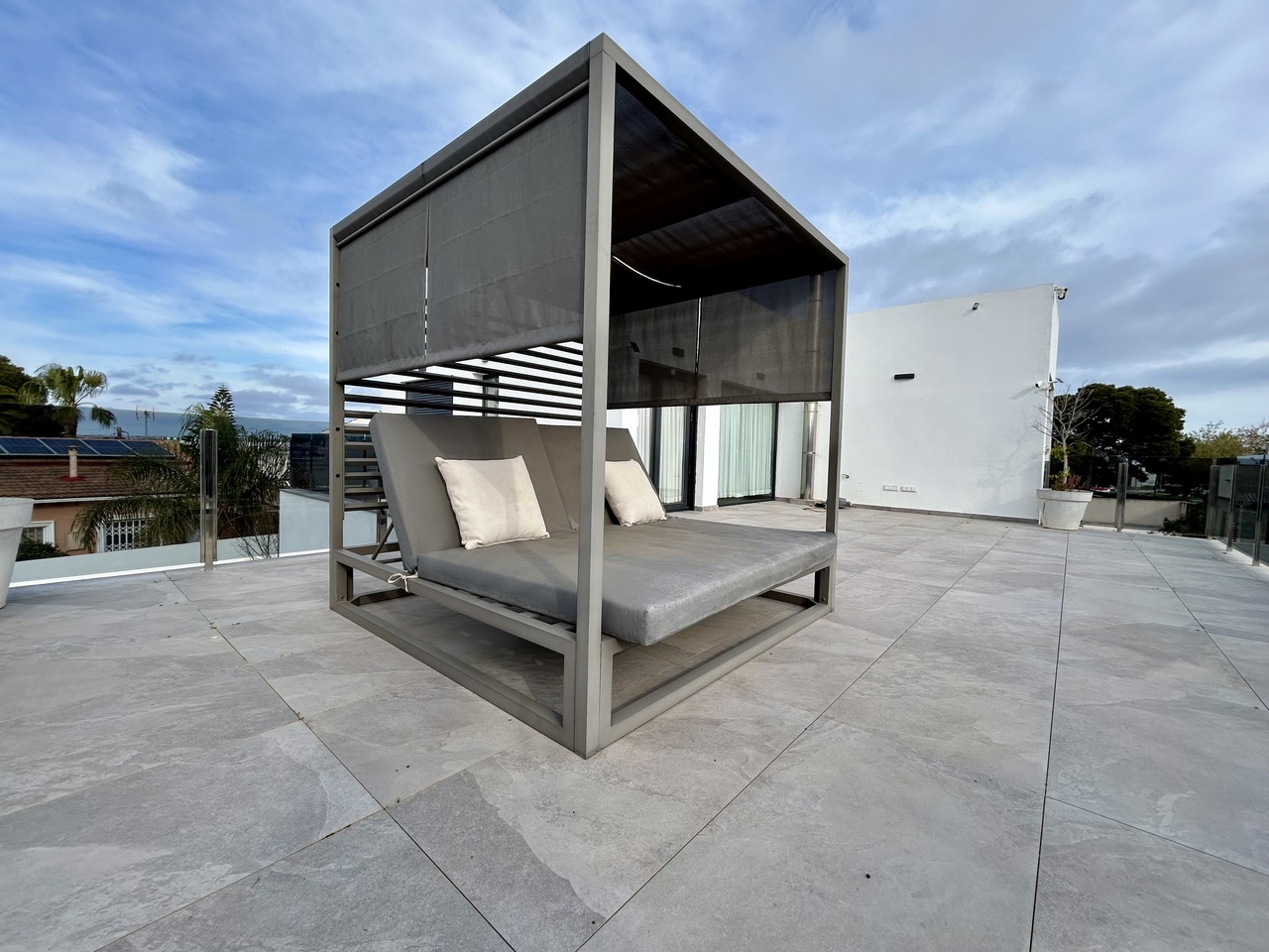 Living room in villa for sale in Los Balcones