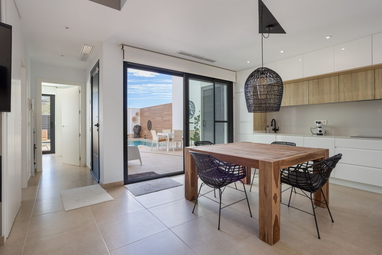 Kitchen in villa for sale in Benijofar