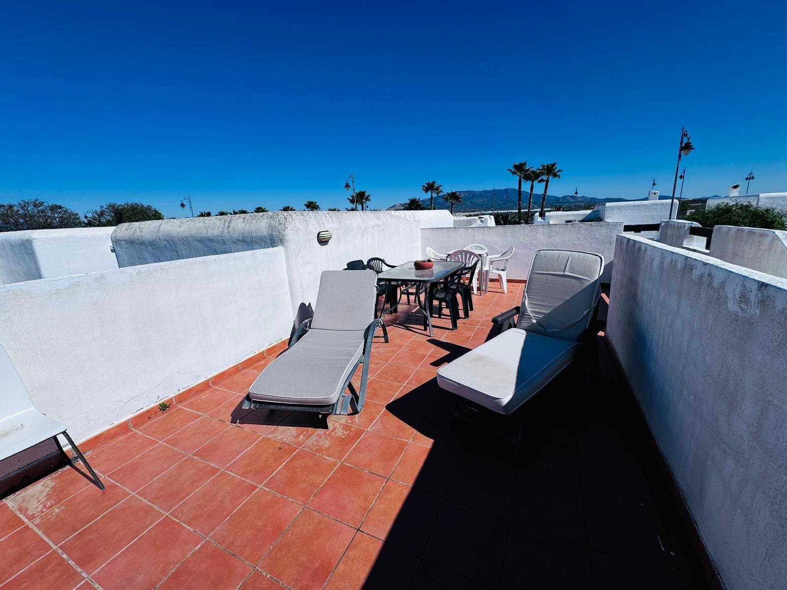 Pool area in villa for sale in Alhama De Murcia