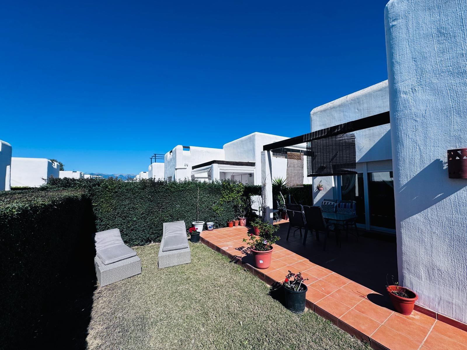 Garden in villa for sale in Alhama De Murcia