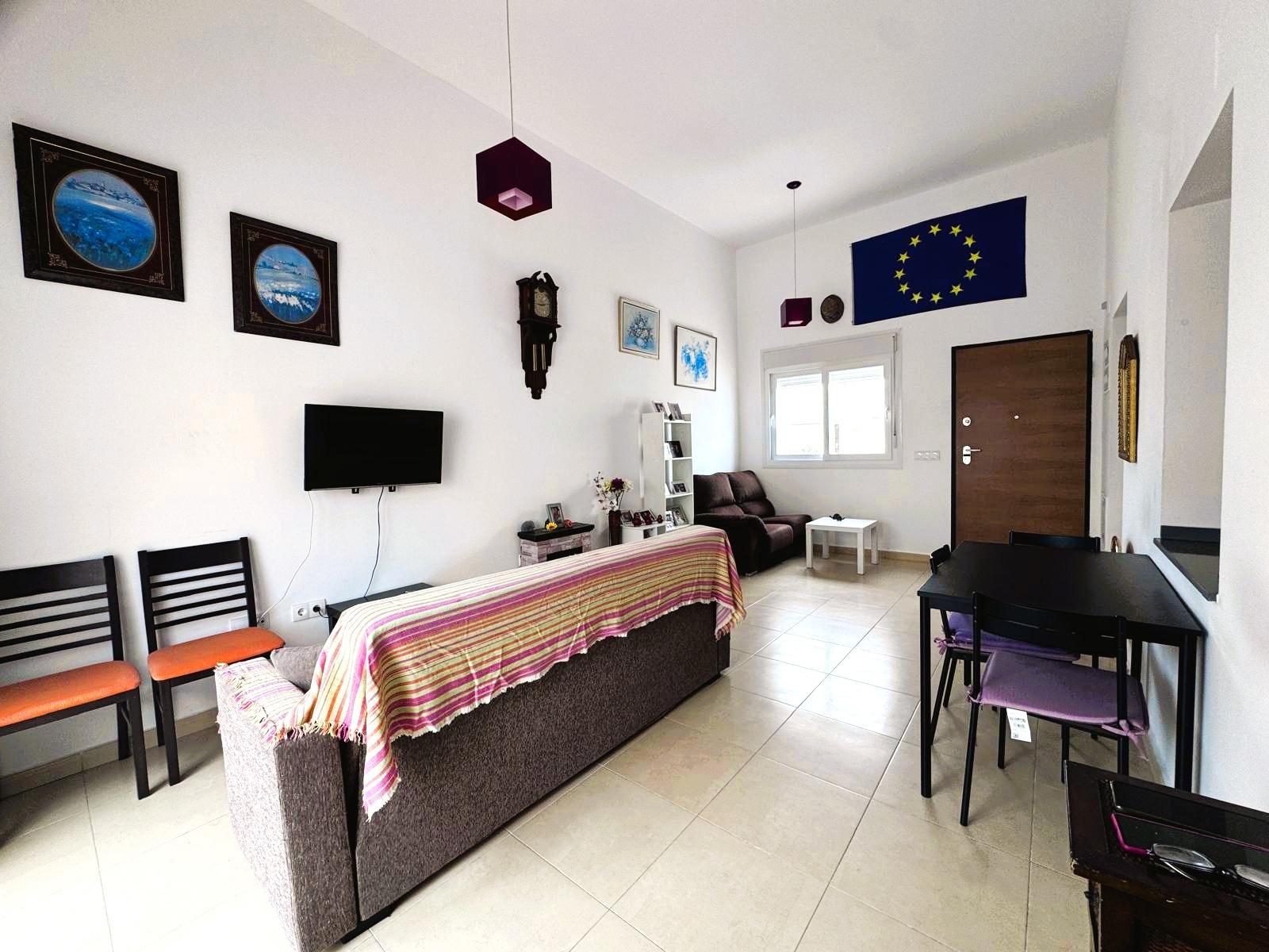 Bedroom in villa for sale in Alhama De Murcia
