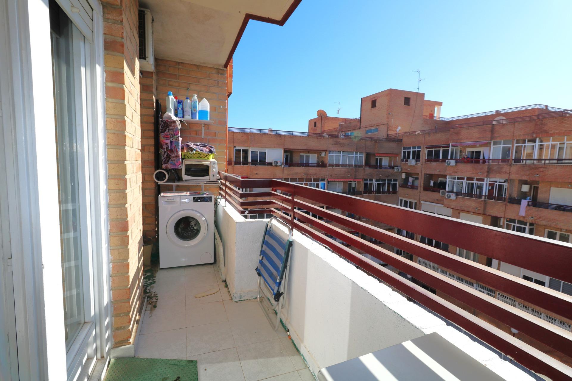 Terrace in apartment for sale in Torrevieja