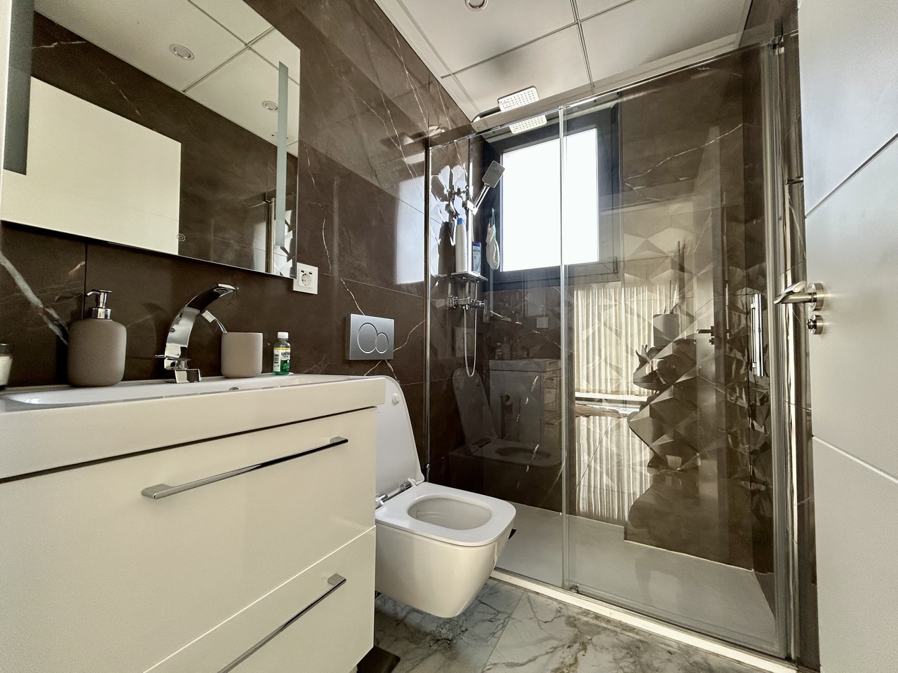 Terrace in villa for sale in Los Balcones