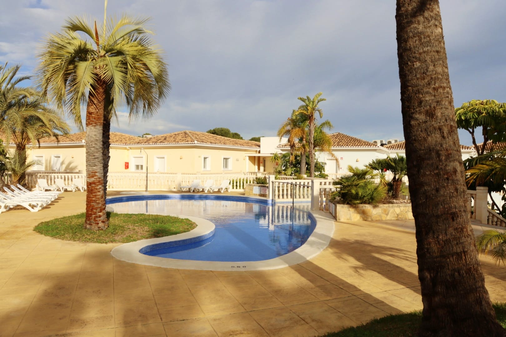 Master bedroom in apartment for sale in Benissa