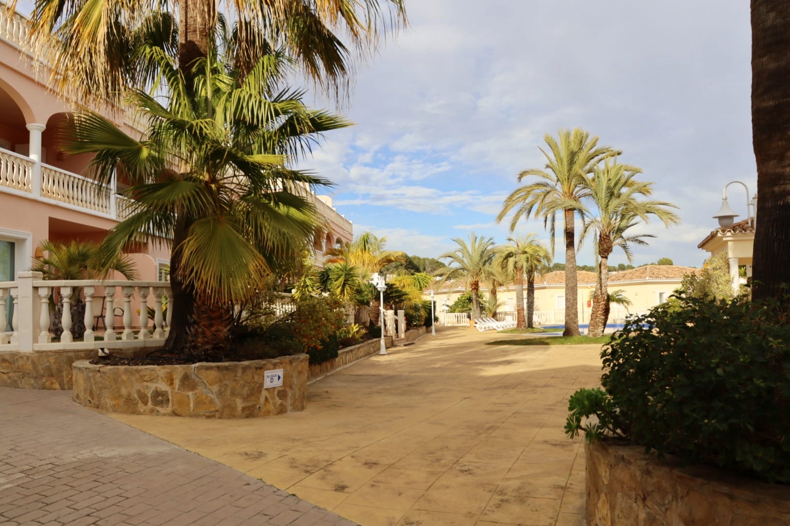 Pool area in apartment for sale in Benissa
