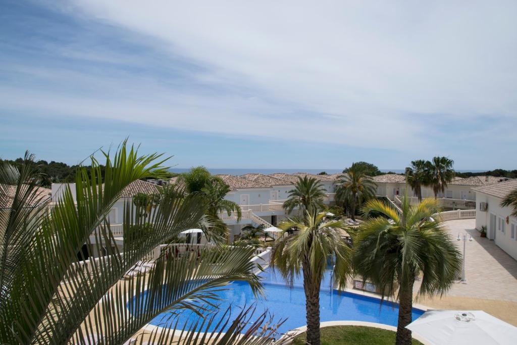 Master bedroom in apartment for sale in Benissa