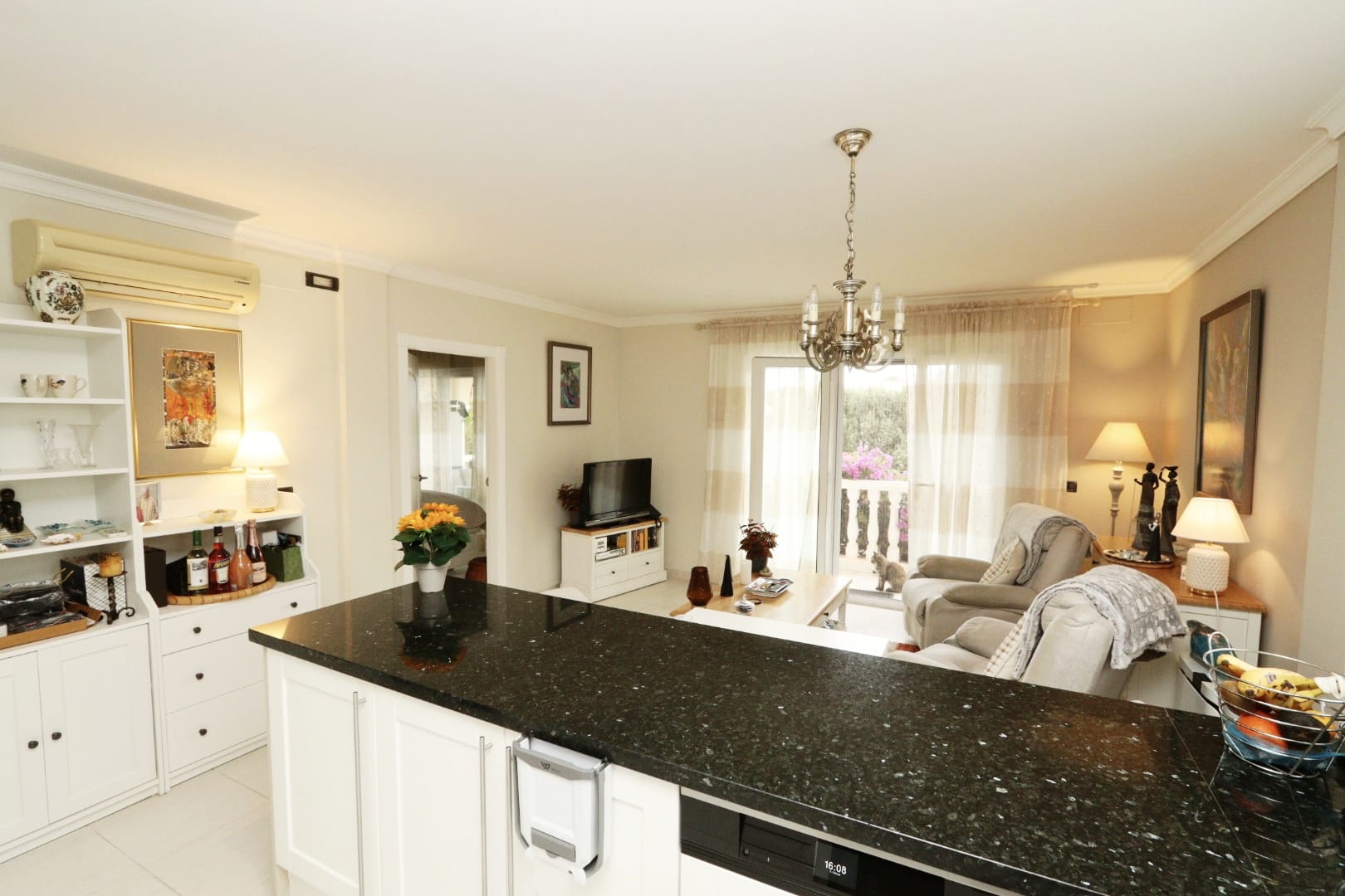 Dining area in apartment for sale in Benissa