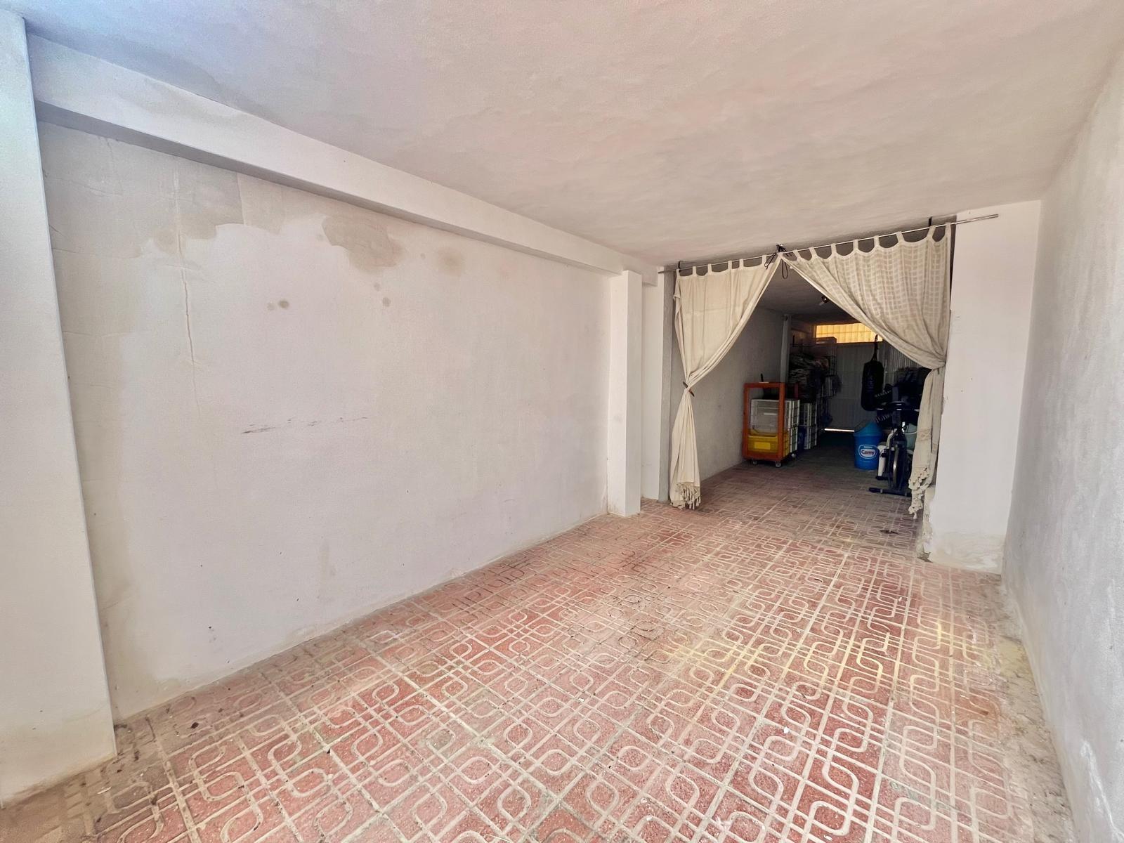 Bathroom in villa for sale in Torrevieja