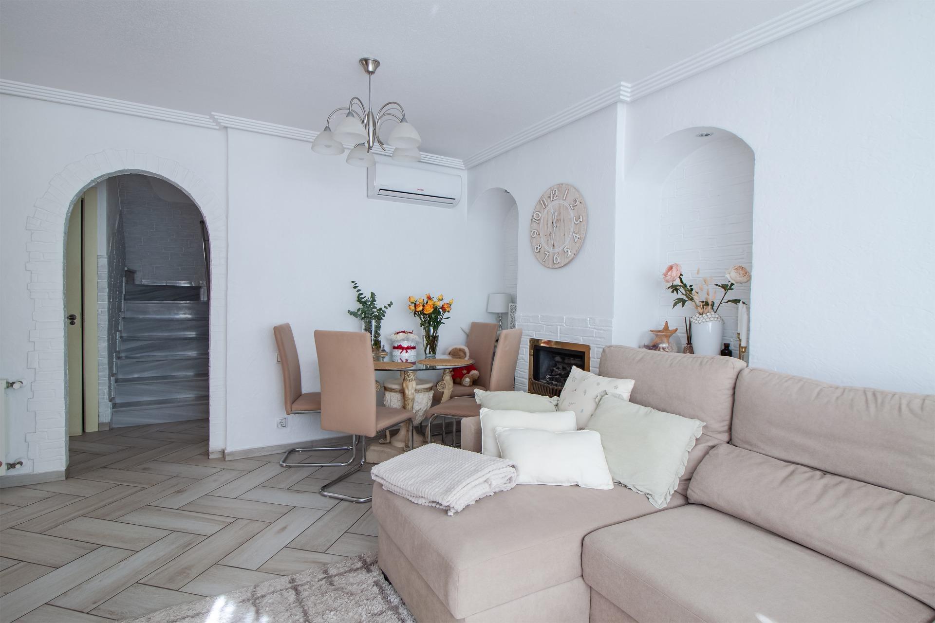 Exterior view in villa for sale in Orihuela Costa