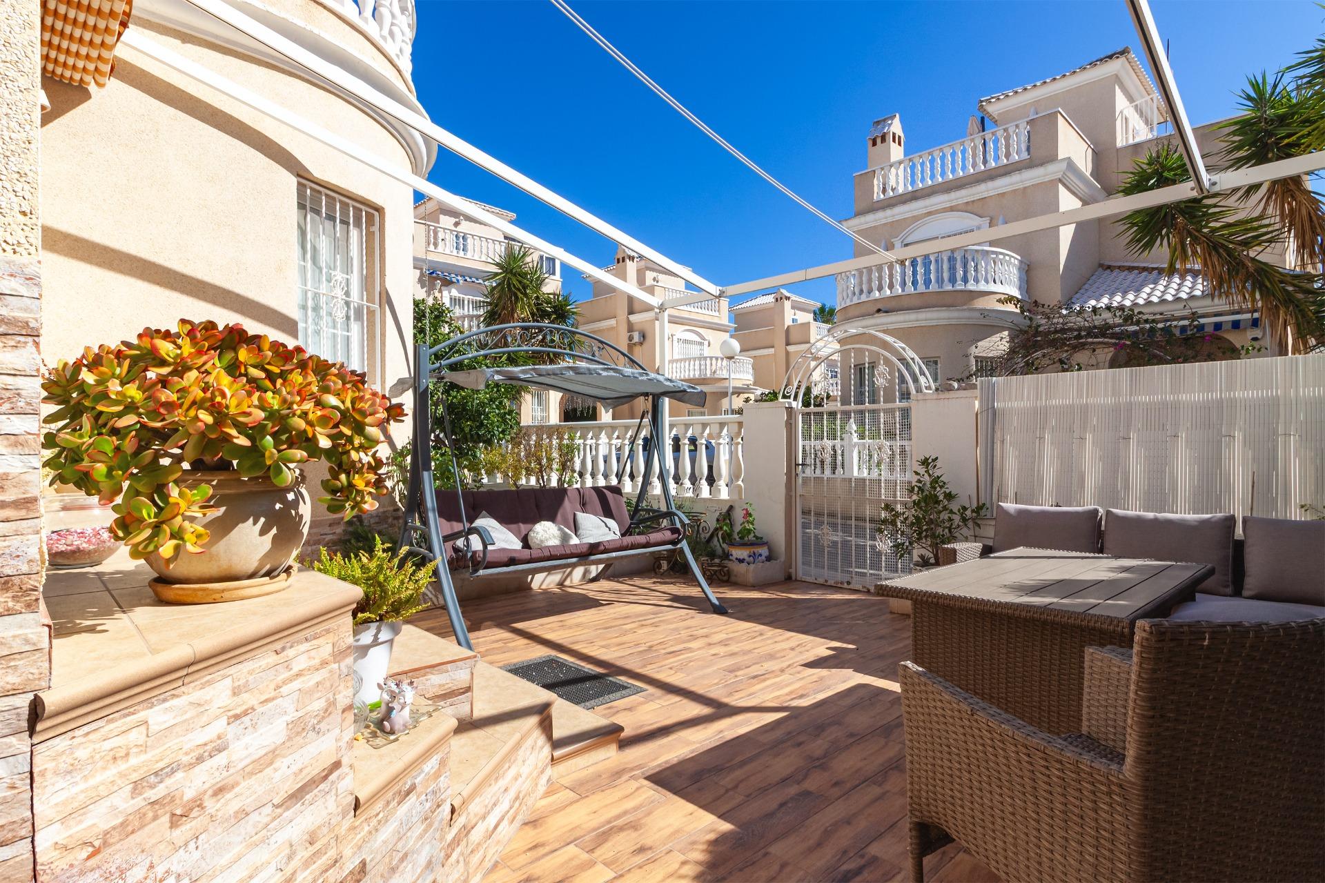 WONDERFUL DETACHED VILLA (approx