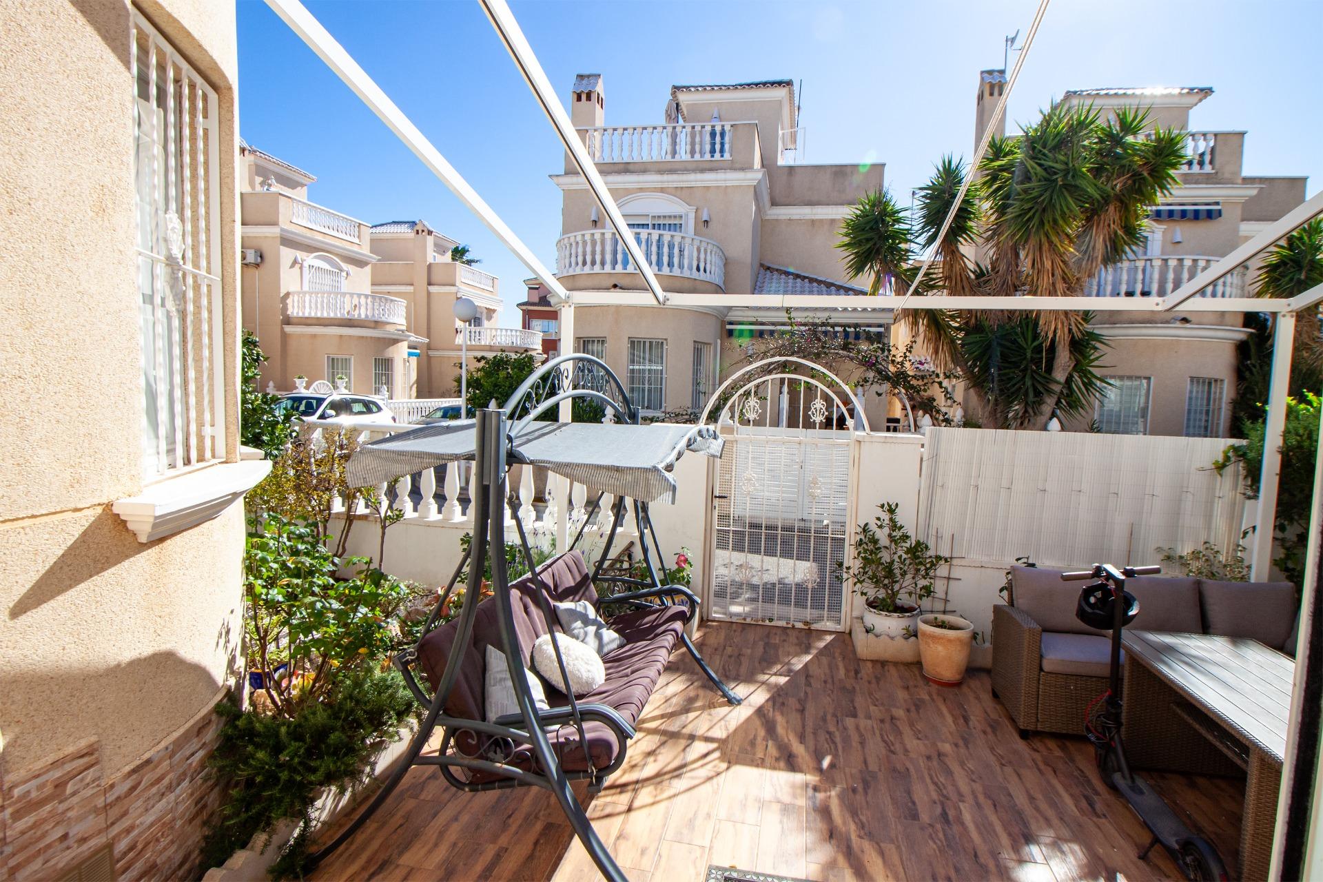 WONDERFUL DETACHED VILLA (approx
