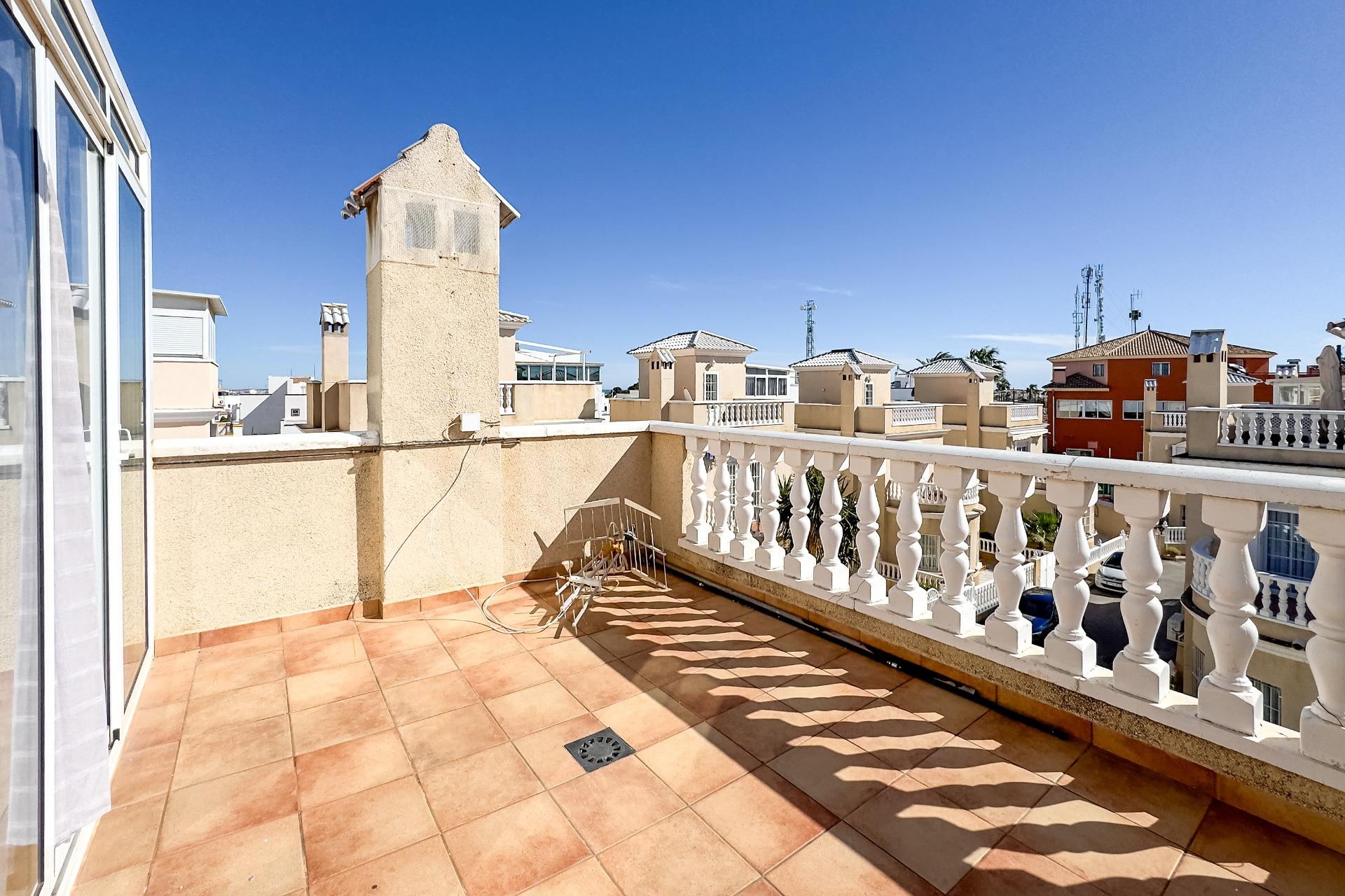 Dining area in villa for sale in Orihuela Costa