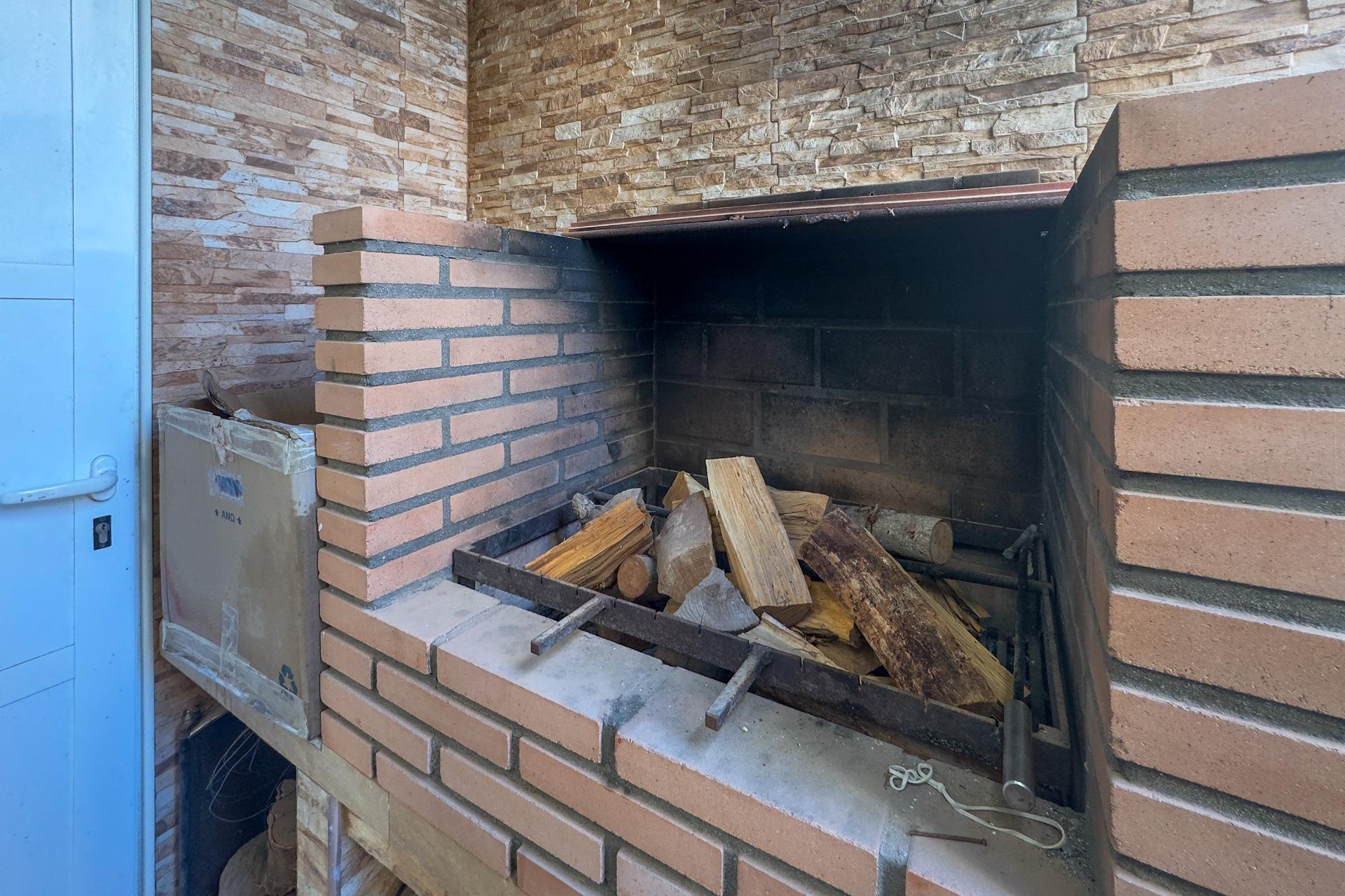 Garden in villa for sale in Orihuela Costa