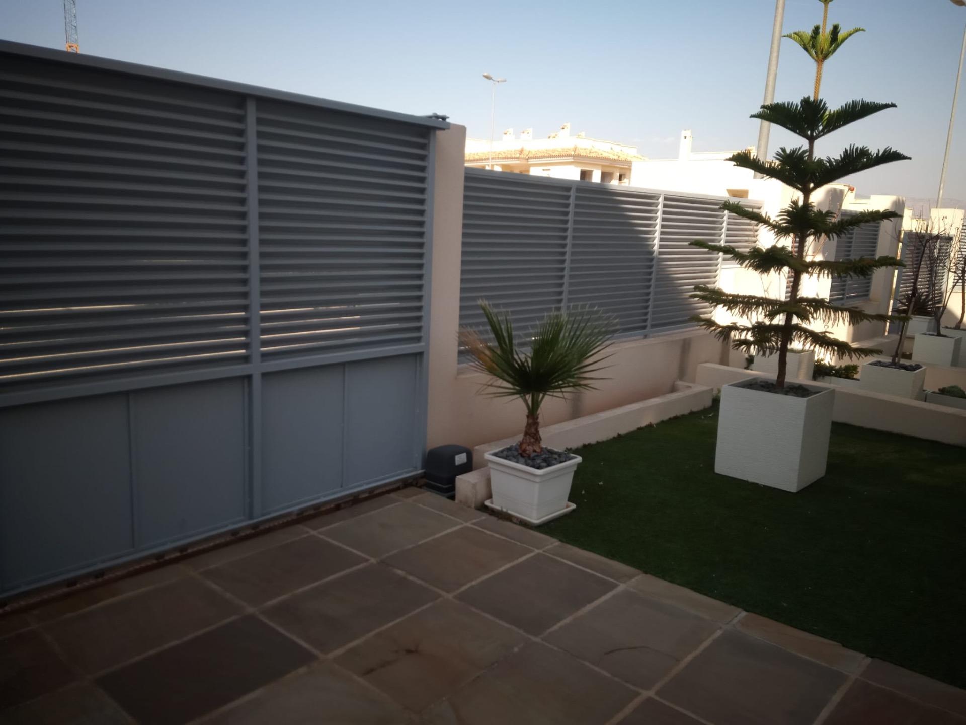 Exterior view in villa for sale in Cox