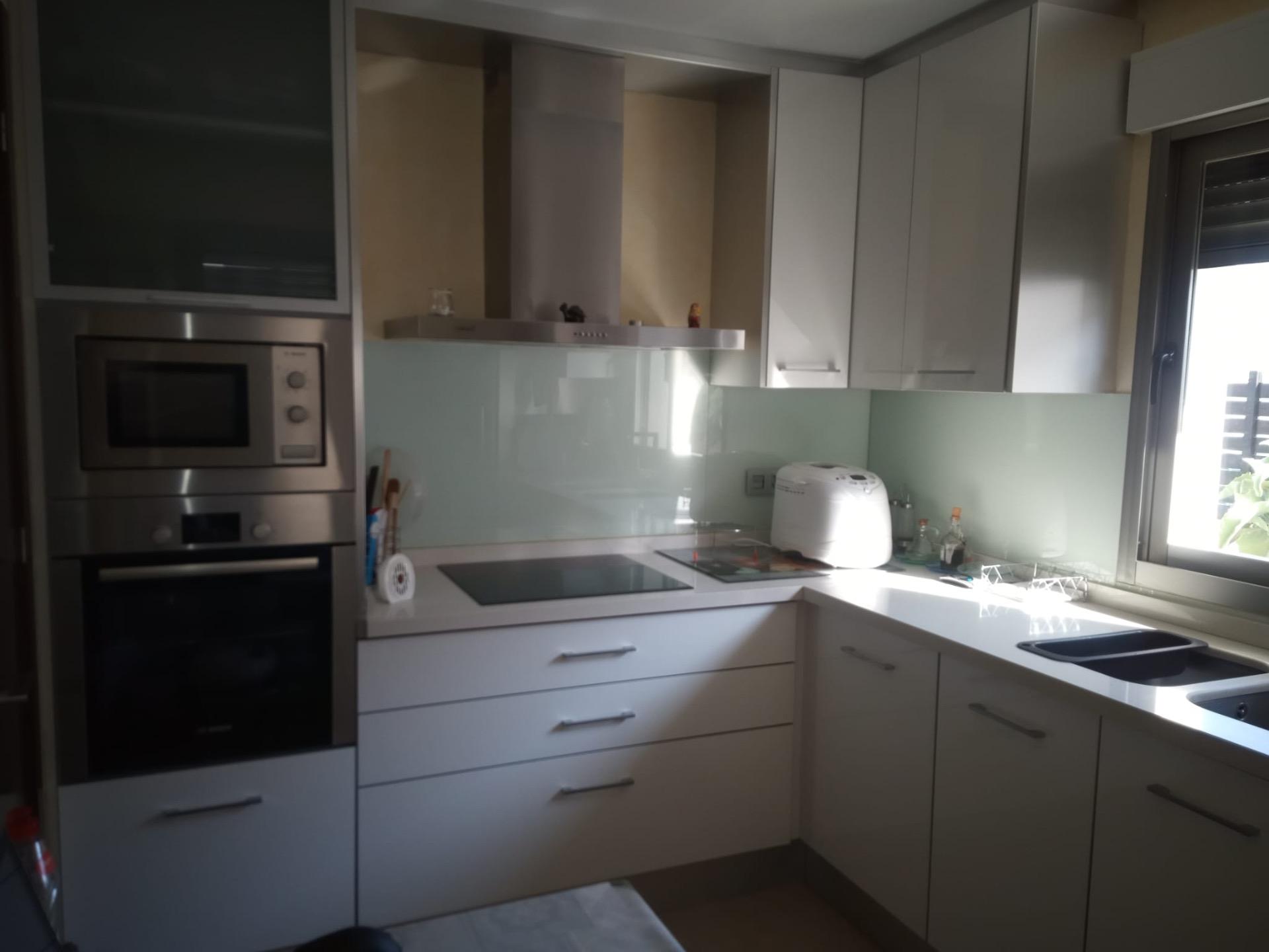 Terrace in villa for sale in Cox