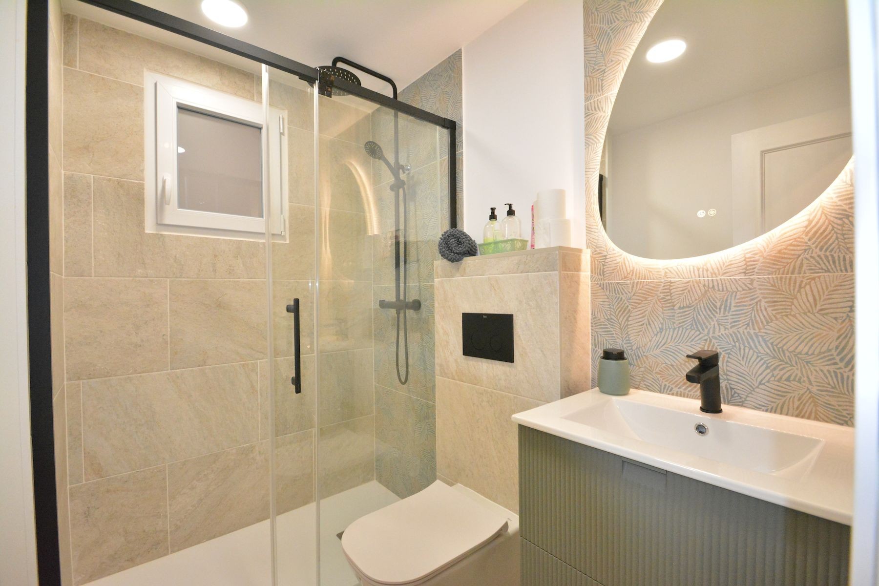 Dining area in apartment for sale in Torrevieja