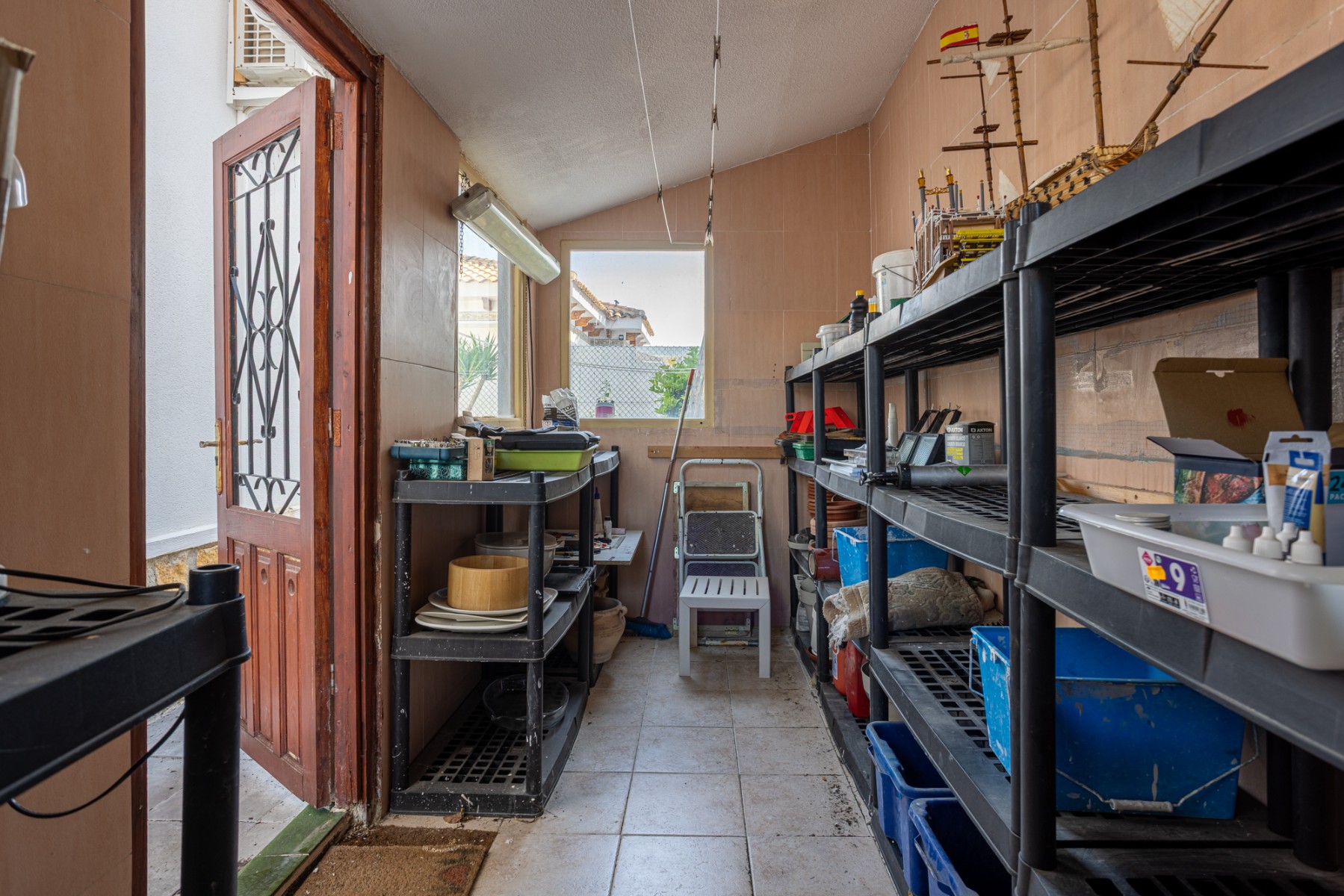 Dining area in villa for sale in Bigastro