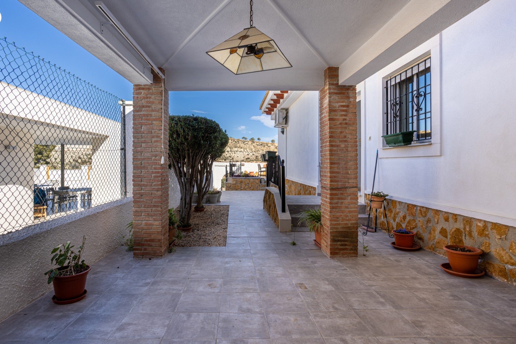 Living room in villa for sale in Bigastro