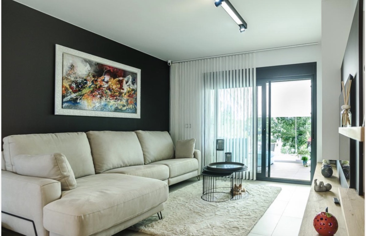 Bedroom in apartment for sale in Pilar de La Horadada