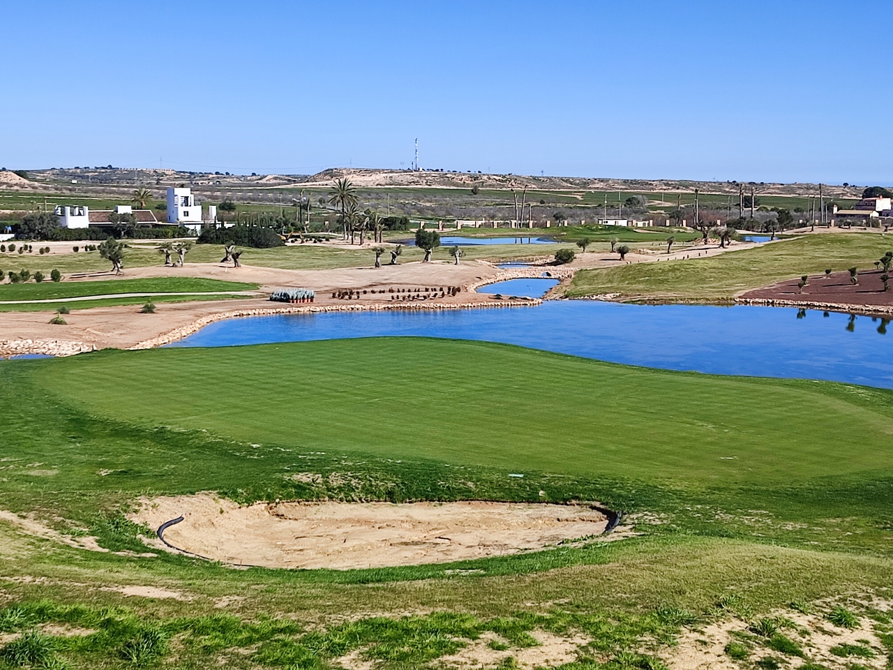 Exterior view in villa for sale in Peraleja Golf