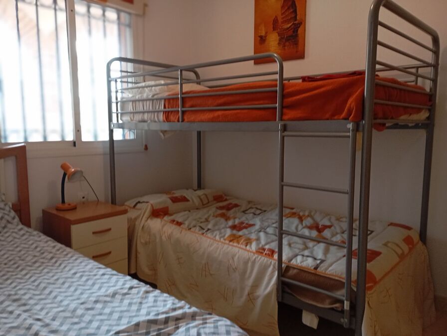 Living room in apartment for sale in Daya Vieja